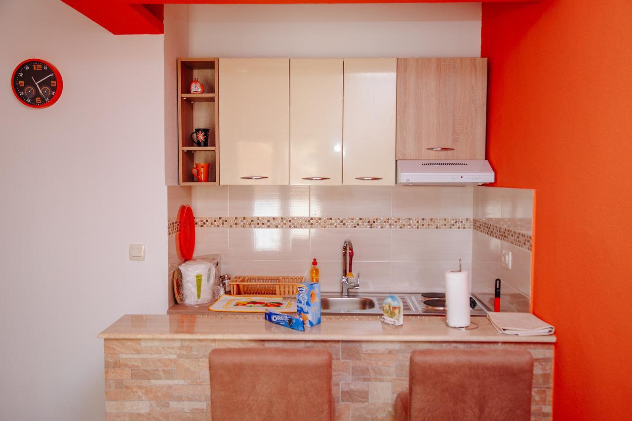 Apartmani Mozaici Рисан Экстерьер фото