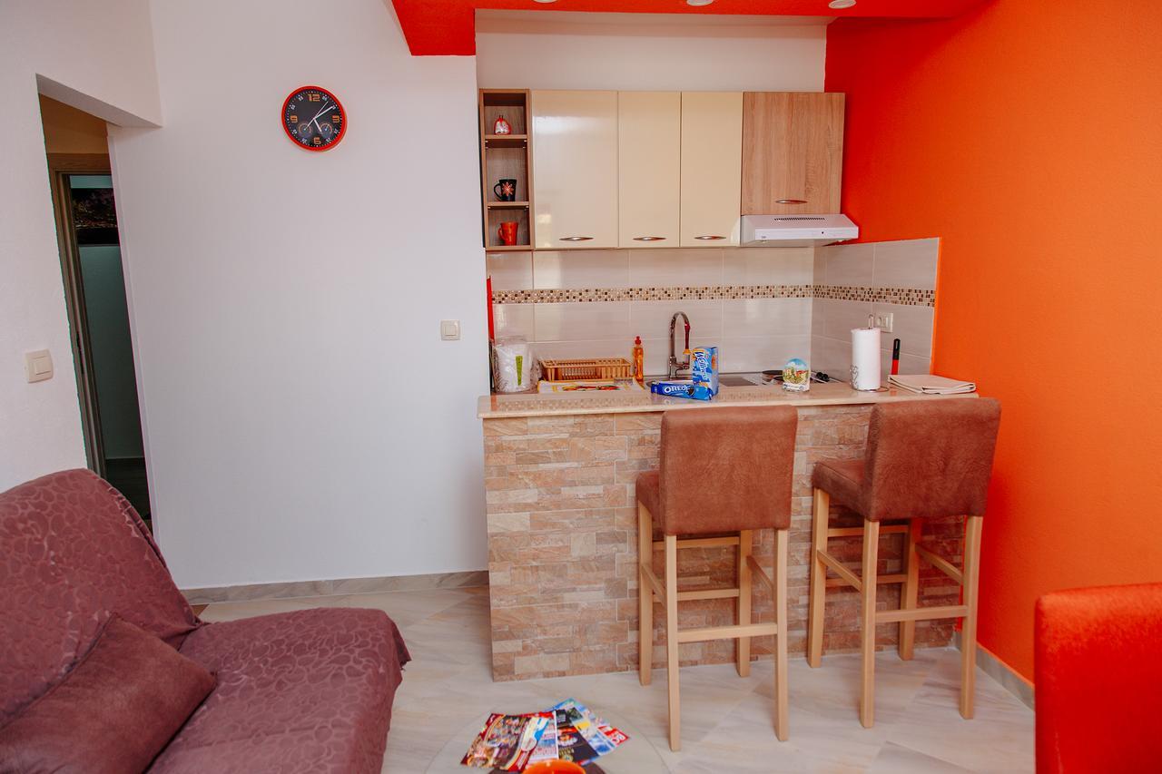 Apartmani Mozaici Рисан Экстерьер фото